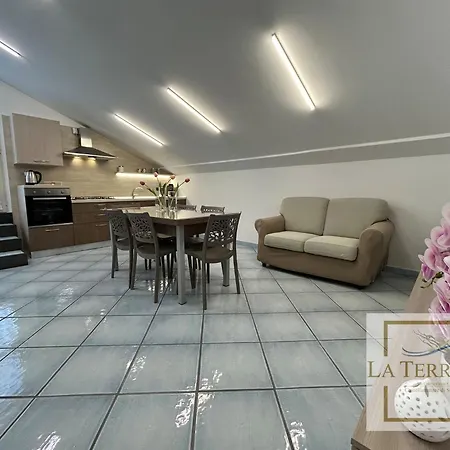 La Terrazza 卡斯特拉玛雷帝斯达比亚