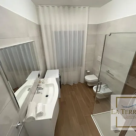 公寓 La Terrazza 卡斯特拉玛雷帝斯达比亚