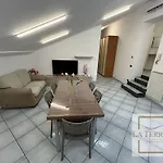 La Terrazza Кастелламмаре-ди-Стабия